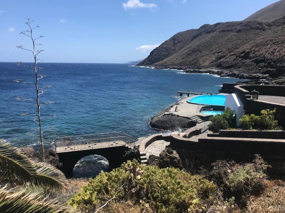Una Casa Con Vistas La Caleta  Exterior photo